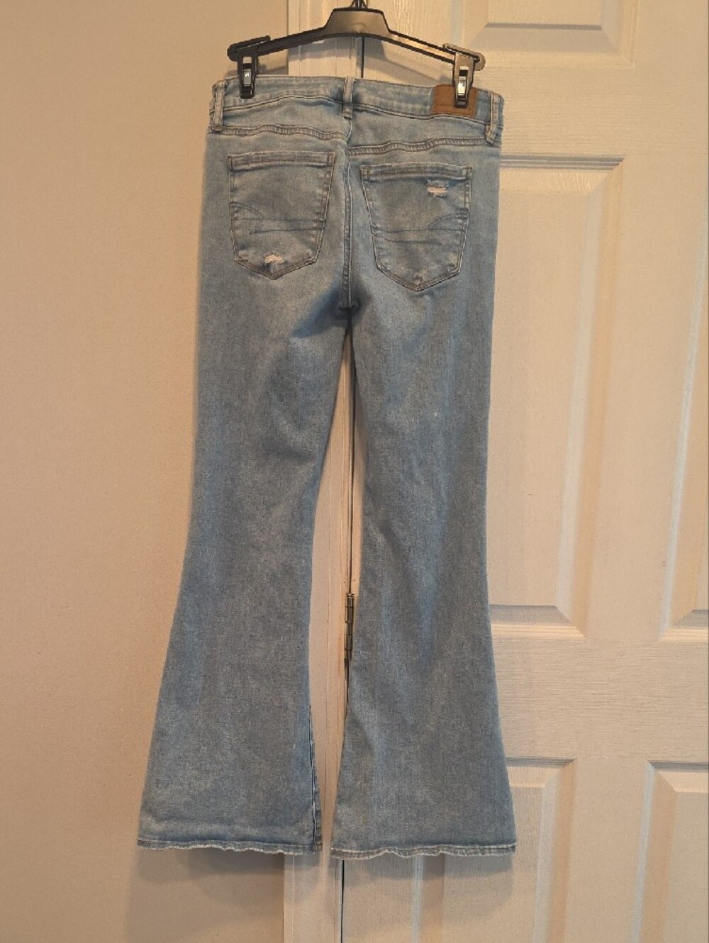 American Eagle Outfitters Light Blue Distressed Flare Jeans - Picture 4 of 5